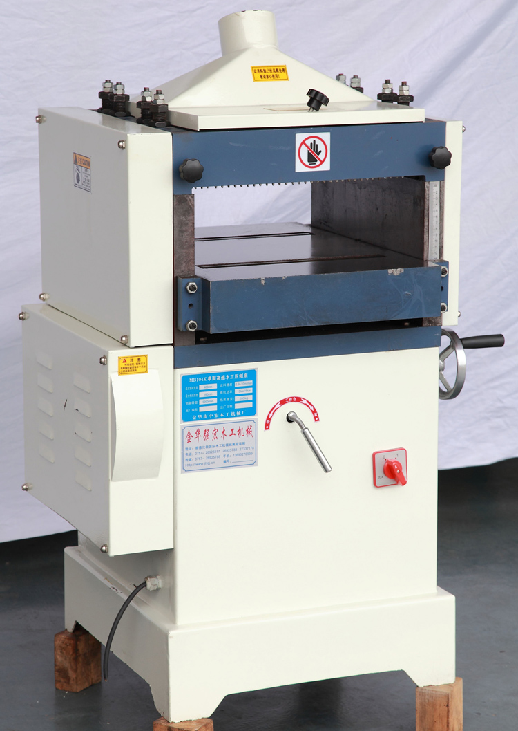 木工機械 高速單面壓刨系列（1025K/103K/104K）