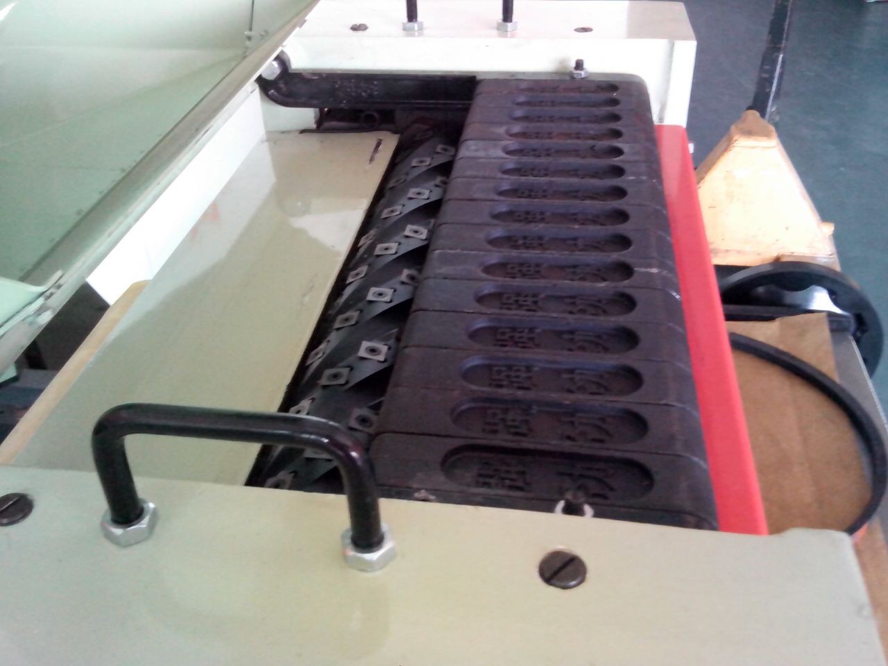 螺旋刀軸的前景