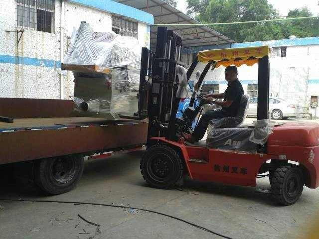 感謝馬益軍老總批量訂購(gòu)505D自動(dòng)送料平刨帶螺旋刀軸