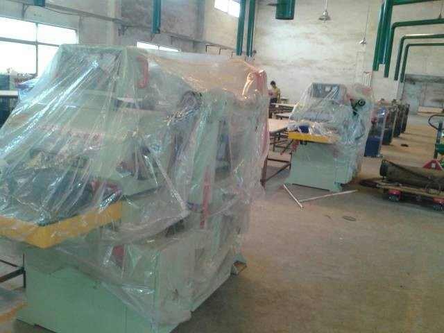 感謝馬益軍老總批量訂購(gòu)505D自動(dòng)送料平刨帶螺旋刀軸